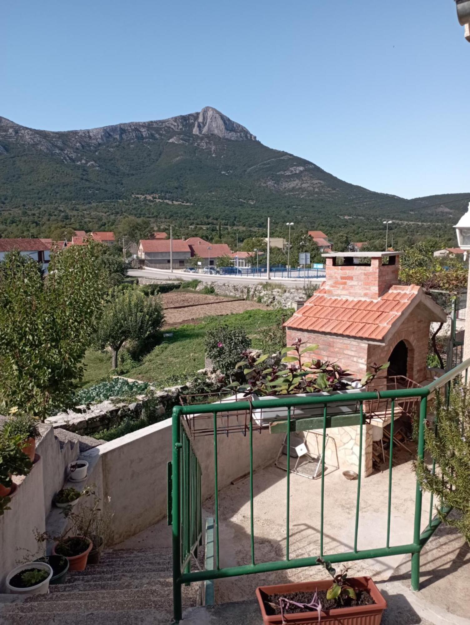 Apartmán Luce Kijevo Exteriér fotografie